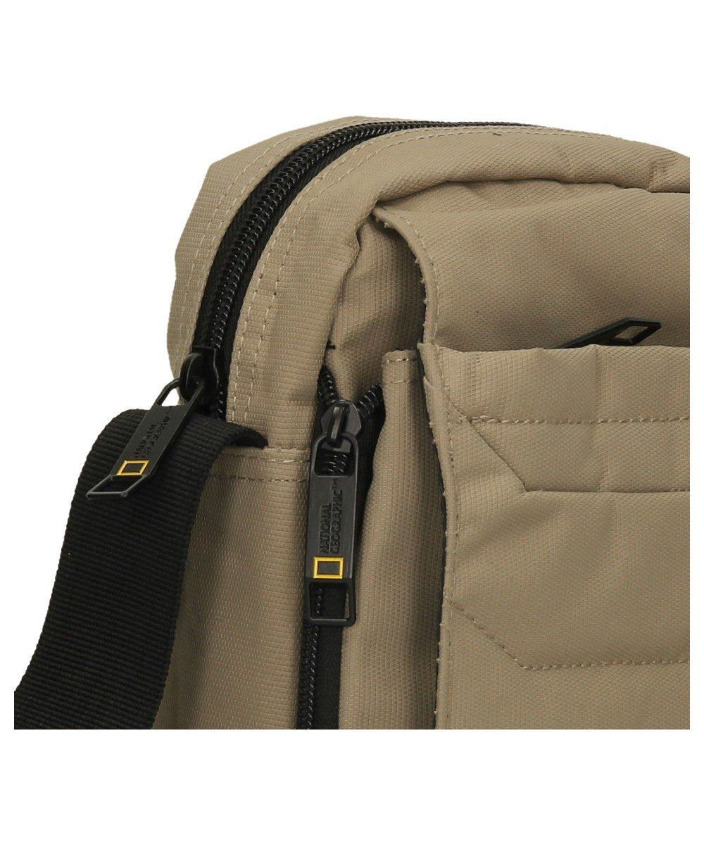 National Geographic Pro schoudertas beige met 3 ritsvakken