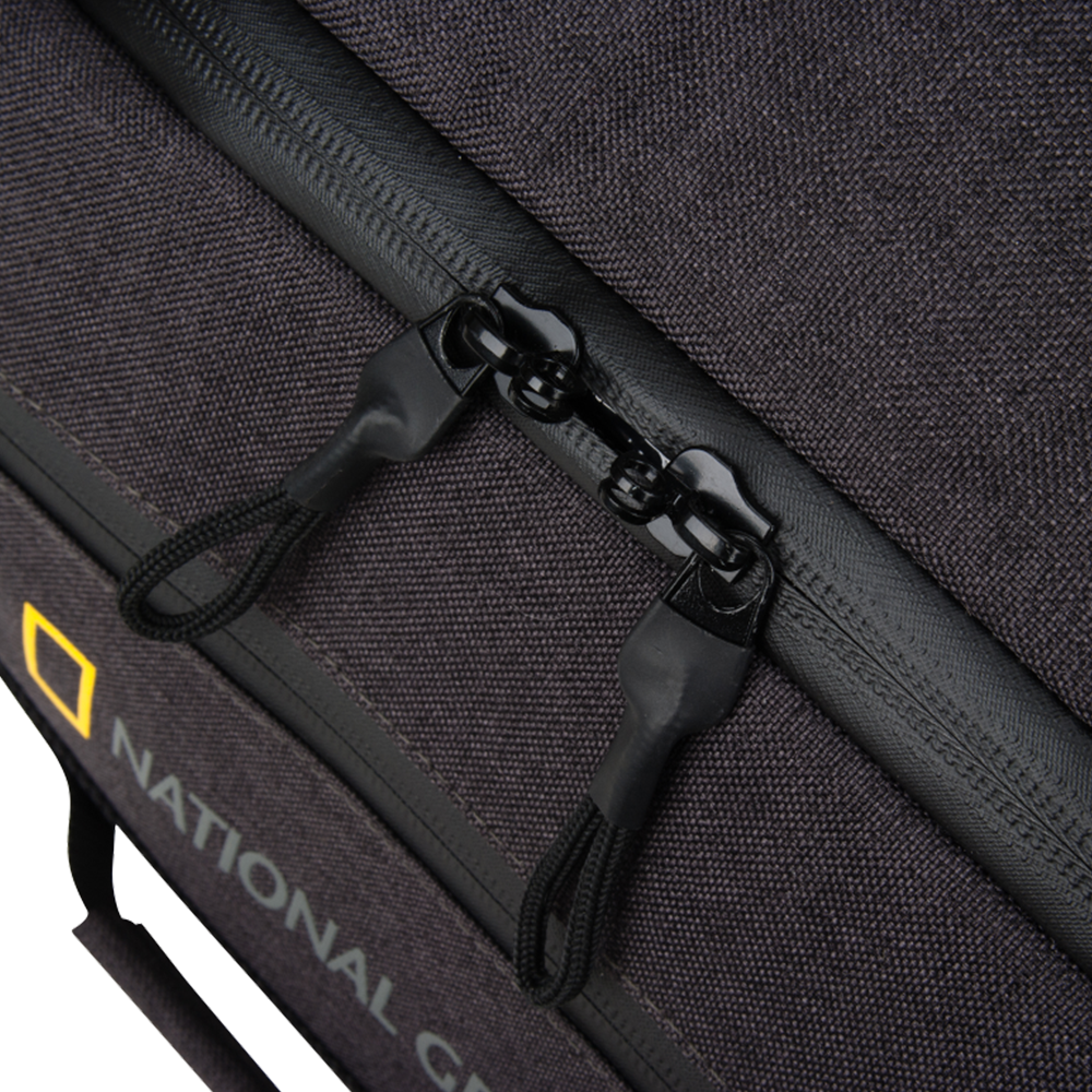 National Geographic outdoor wheel bag